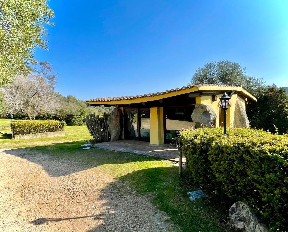 Punta D'Acu Country Resort Arzachena Εξωτερικό φωτογραφία