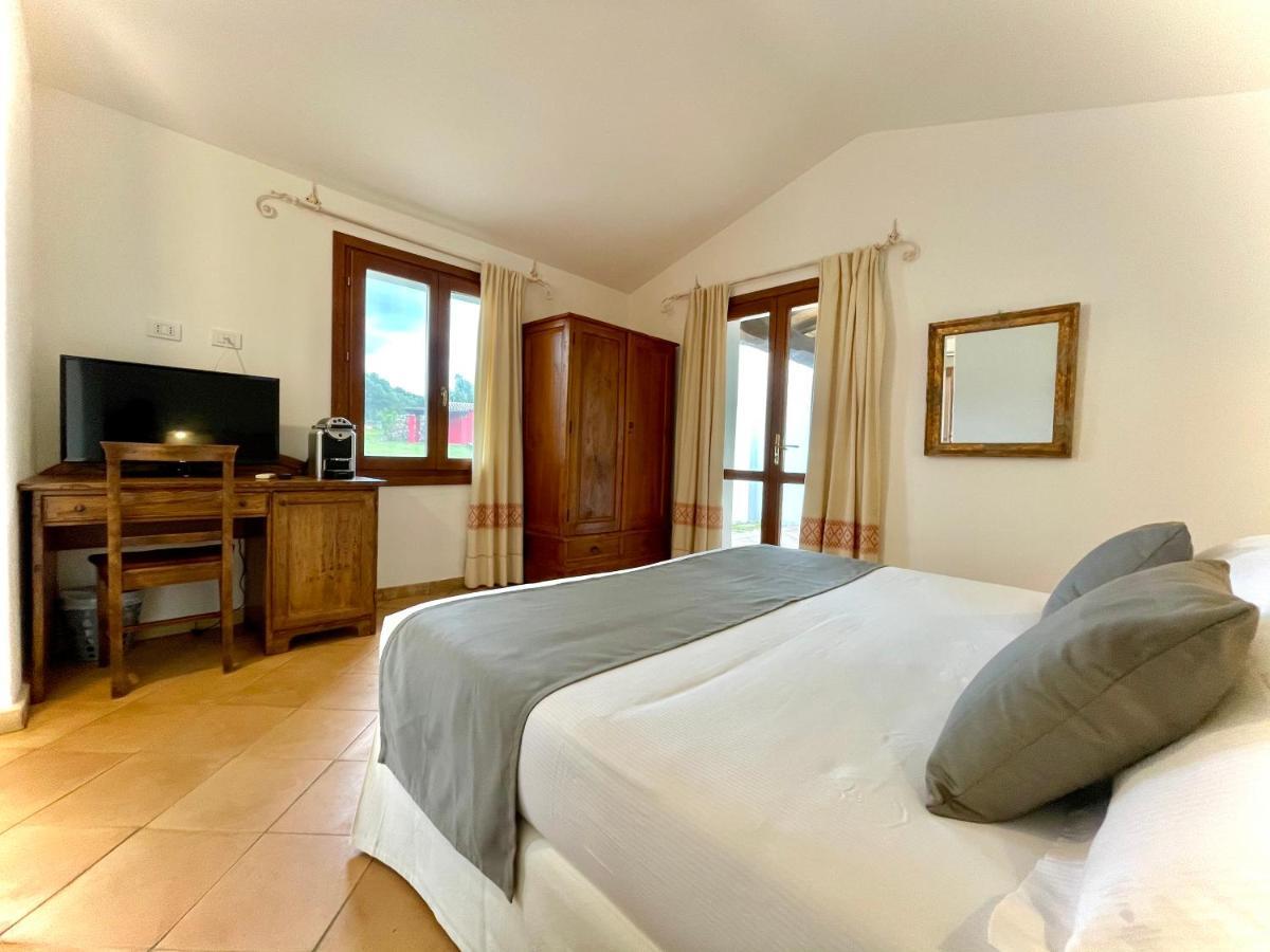 Punta D'Acu Country Resort Arzachena Εξωτερικό φωτογραφία